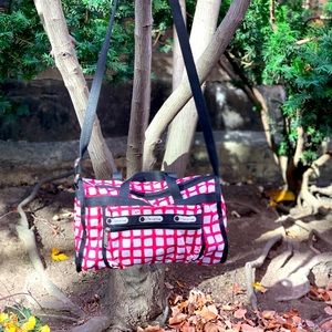Le Sportsac Classic Cube crossbody